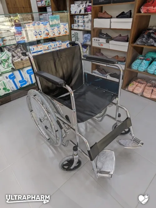 Vente Gros et Détail de Matériel Médical et d'Orthopédie : Tout type de fauteuil roulant, canne, couches adulte, bequille et chaise percée garde-robe (Yuwell, Kaiyang)