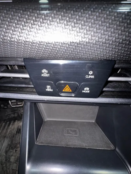 Volkswagen Golf 8 2021 R-Line