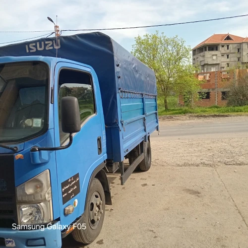 isuzu NPR71 ANSEJ Isuzu 2014