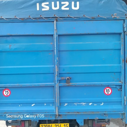 isuzu NPR71 ANSEJ Isuzu 2014