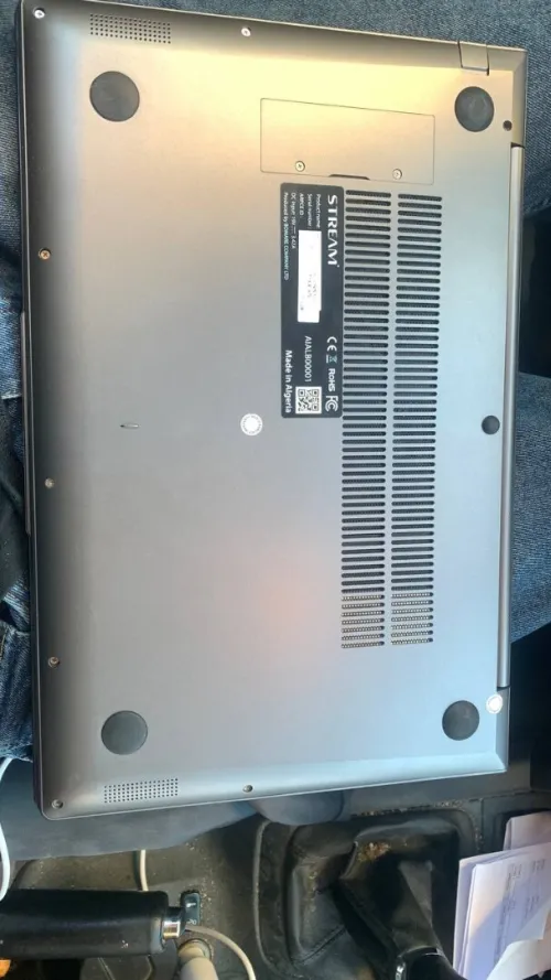 Laptop STREAM LEXUS NS15C