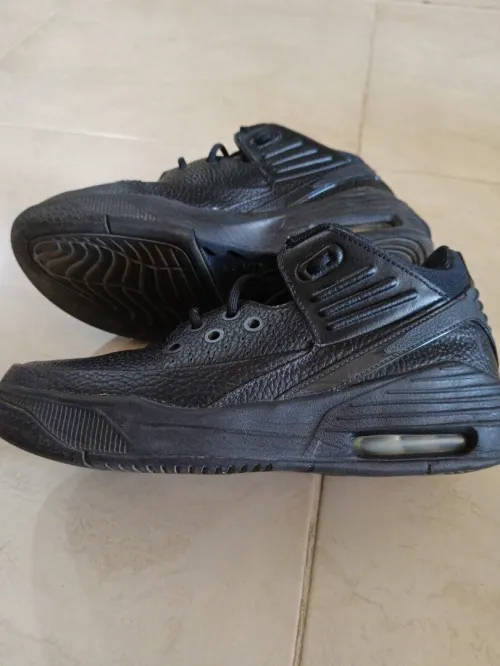 Nike Air Jordan Black max Aura5