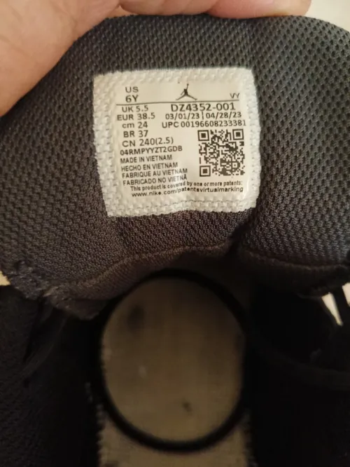 Nike Air Jordan Black max Aura5
