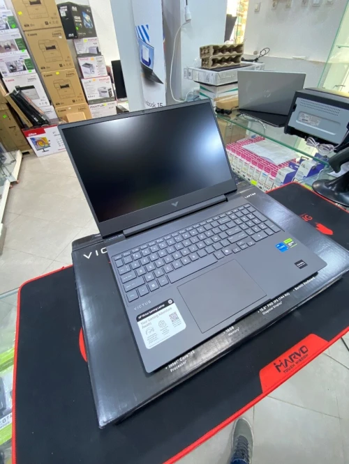 LAPTOP HP VICTUS GAMING I5 13420H SSD 512GO 16GB RAM Ecran FHD IPS 144Hz RTX 4050 6G
