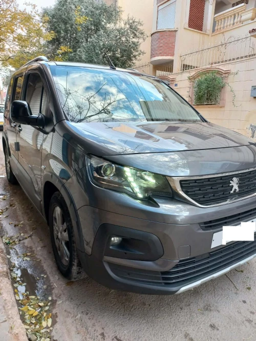 Peugeot Partner 2022 rifter