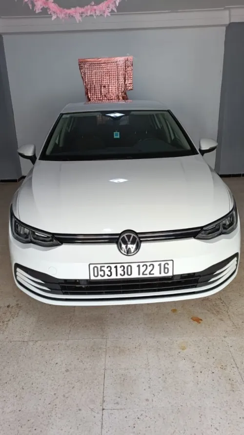 Volkswagen Golf 8 2022 Life Plus