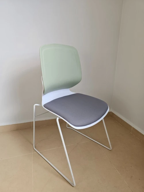 Chaise visiteur