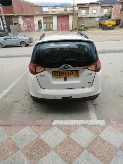 JAC J6 2017 Luxury