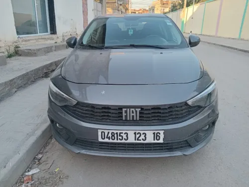 Location de voiture LH. Dz pas cher