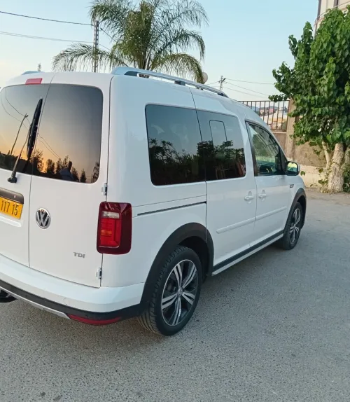 Volkswagen Caddy 2017 Alltrak