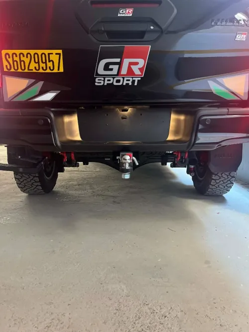 Toyota Revo  2026 