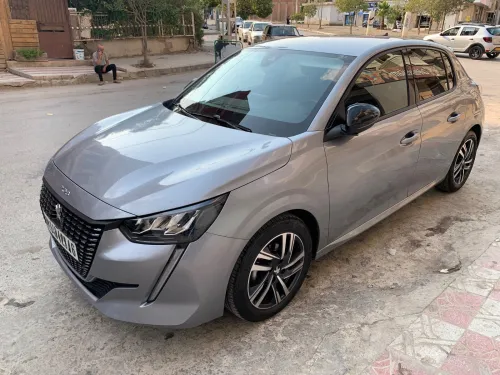 Peugeot 208 2023 Allure Pack