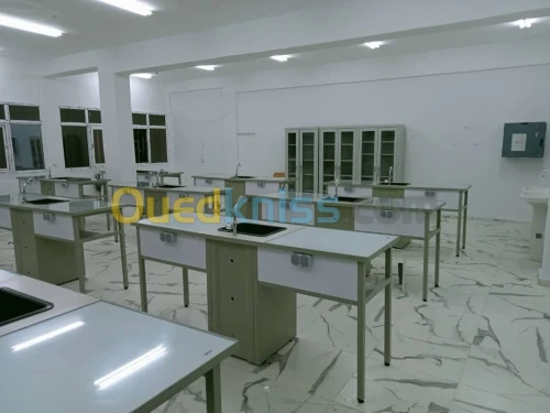 Paillasse scolaire / table scientifique