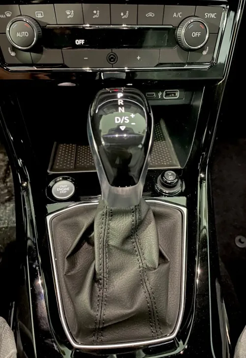 Volkswagen Tahru 2025 
