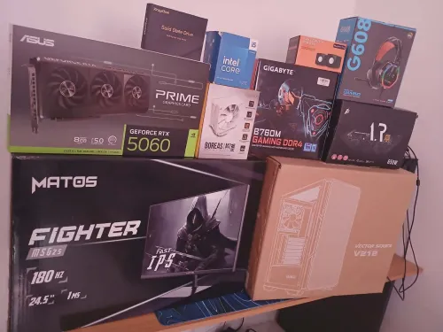 pc gamer ultra Gaming, Streaming, Montage