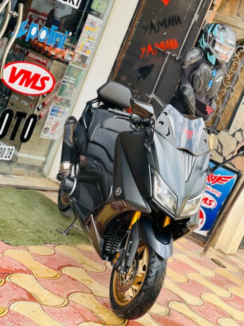 Yamaha Tmax Iron 2 2016