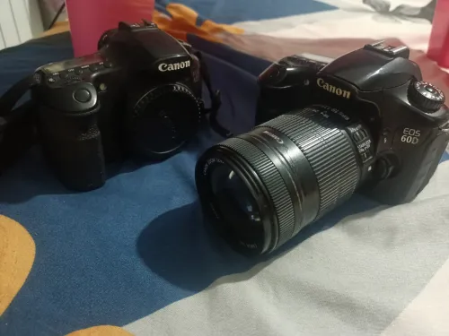 Je vente 2 appareil photo canon 60d+18-1035