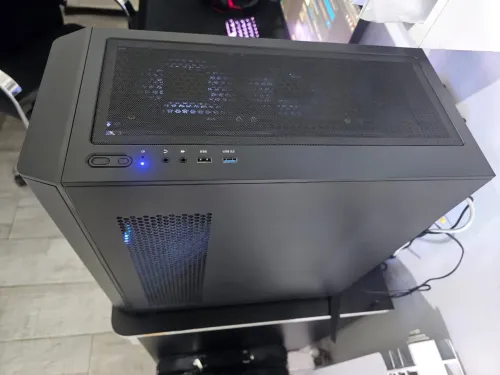 BOITIER RAIDMAX X606 NOIR 4 FAN RGB