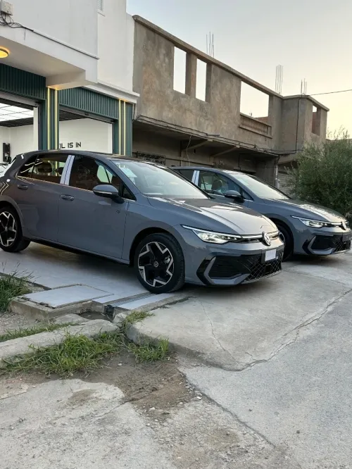 Volkswagen Golf 8 2025 R-Line