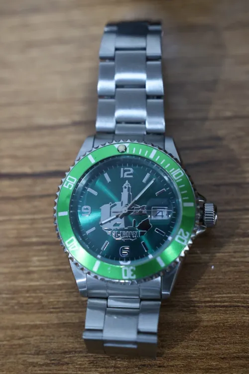 Montre class St Tropez Lunette rotative