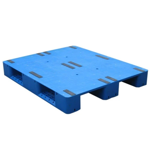 Caisse et palettes en plastique