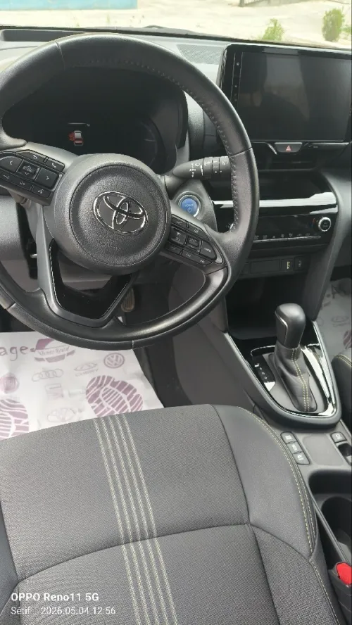 Toyota YARIS HYBRID 2023 Cross