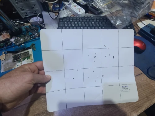 Tapis magnétique pour téléphone et ordinateur