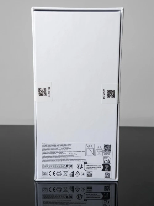Xiaomi 17 Global Version