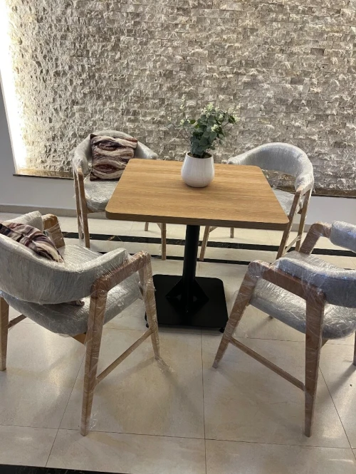 Table de salle a manger