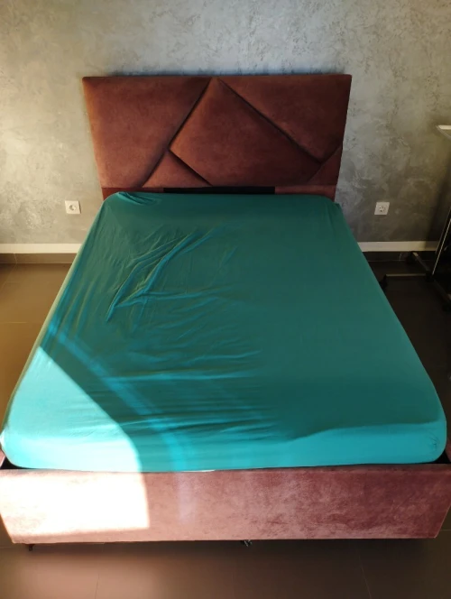 Lit coffret  avec matelas 190x140