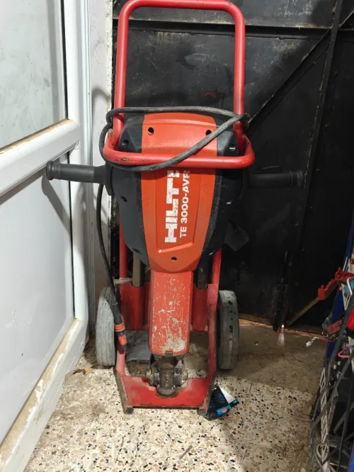 Marteau démolisseurs HILTI TE 3000AVR 