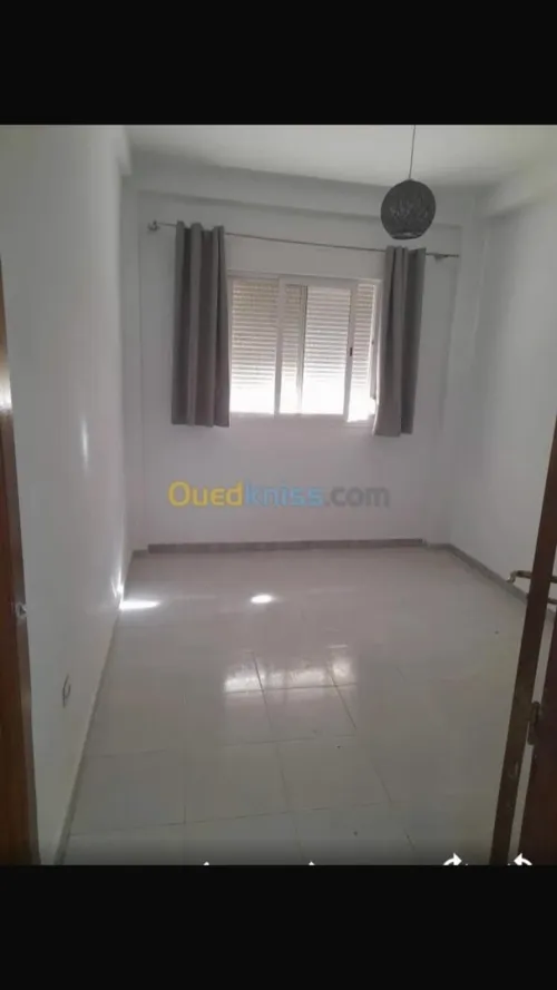 Location Appartement F2 Alger Draria