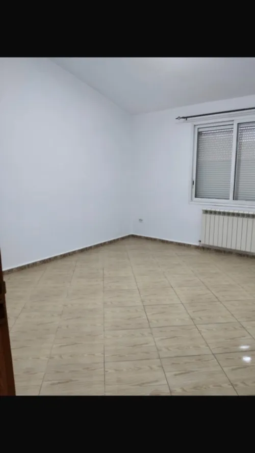 Location Appartement Niveau de villa F3 Alger Draria