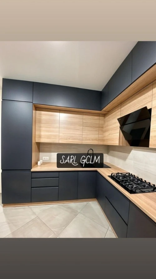 Cuisine sur Mesure Bois & MDF de Qualité