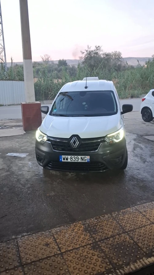 Renault New express 2024 