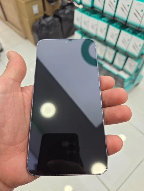 Samsung S23 plus +