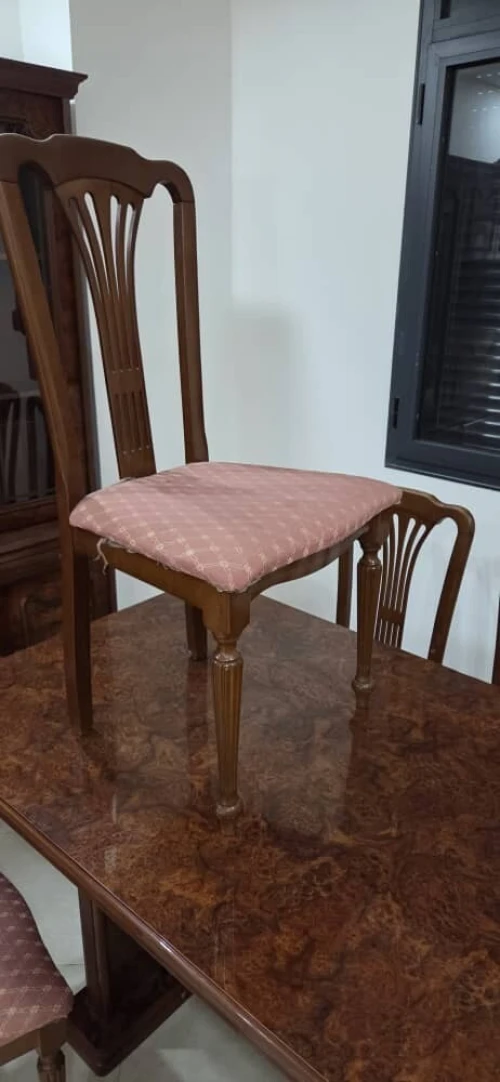 Table avec 6 chaise