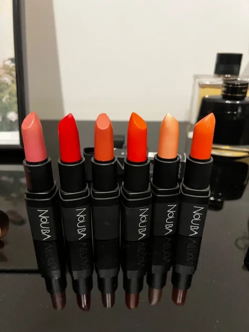 Lot maquillage Nouba 