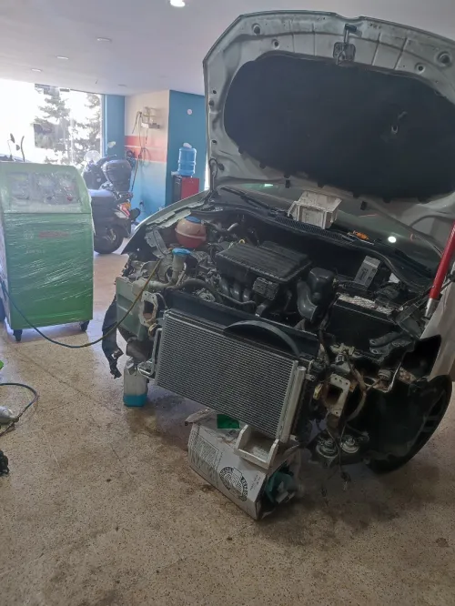 Réparation Clim Auto تصليح مكيف السيارات