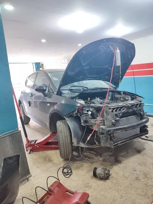 Réparation Clim Auto تصليح مكيف السيارات