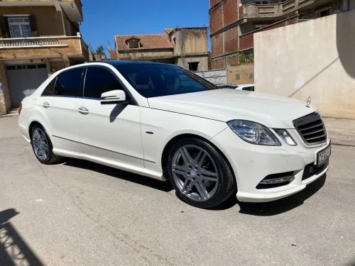 Mercedes Classe E 2012 AVANTGARDE Pack AMG
