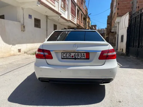 Mercedes Classe E 2012 AVANTGARDE Pack AMG