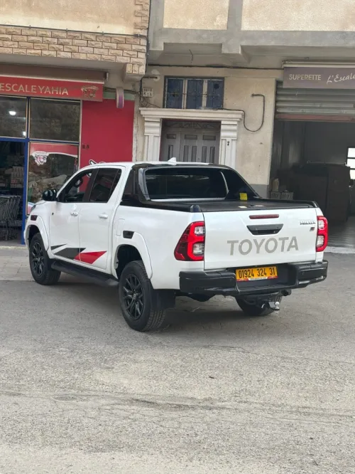 Toyota hilux 2024 GR