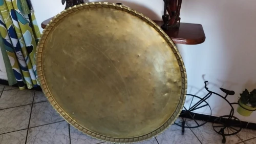 VENDS Grand plateau très ancien en cuivre