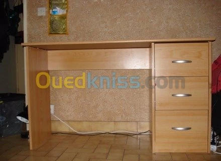 fabricant de bureau sur mesure