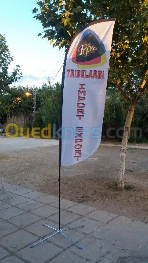 Drapeaux Flags  résiste le vent a 100%