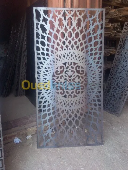 Décorations et sous traitance sur tole