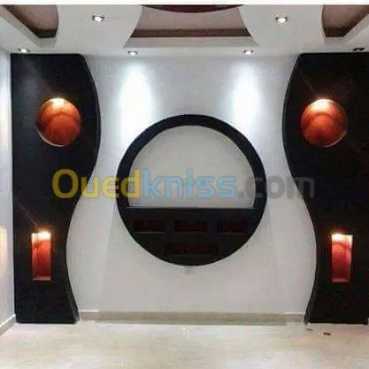 Décoration en plâtre