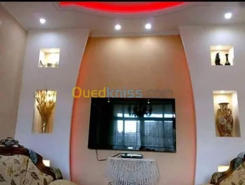Décoration en plâtre
