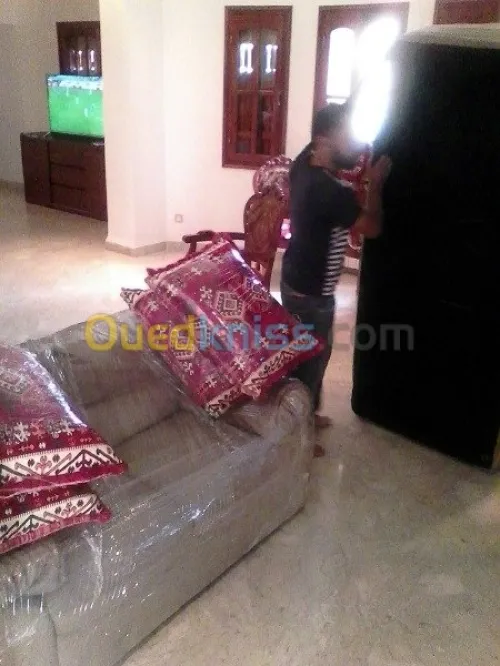 نقل وترحيل الأثاث /DÉMÉNAGEMENT __